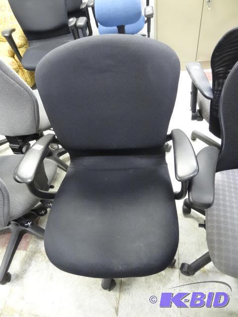 lot 204 image: Office Chair On Wheels...