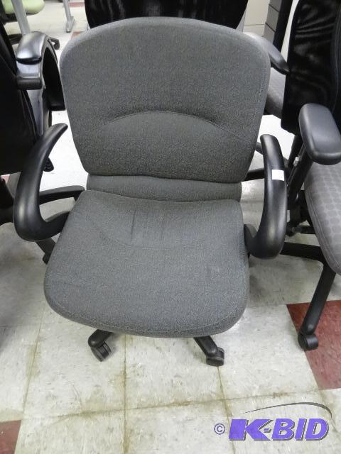 lot 206 image: Office Chair On Wheels...