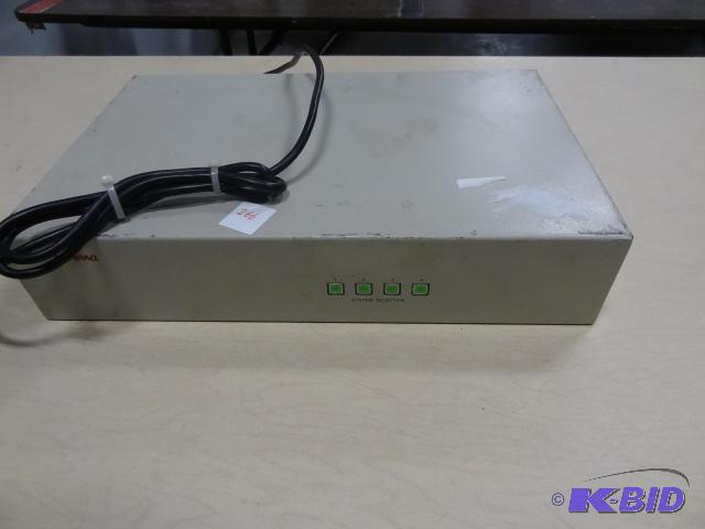 lot 266 image: Compaq Series 3315 System Switcher...