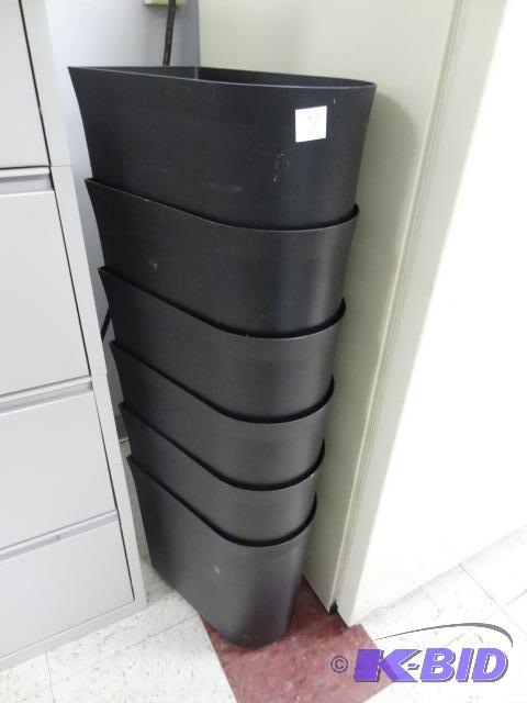 lot 28 image: 6 plastic office waste cans...