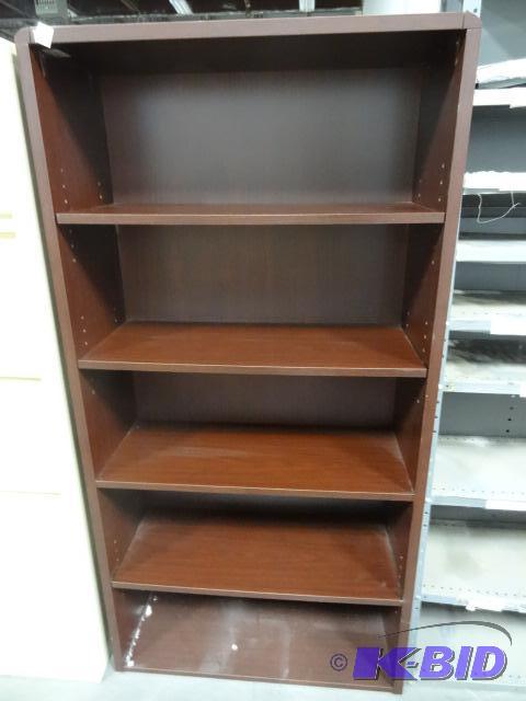 lot 302 image: Laminate Book Shelf 33 X 13 X 65...
