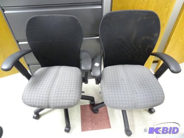 lot 69 image: 2 Matching Metal Framed SIde Chairs...