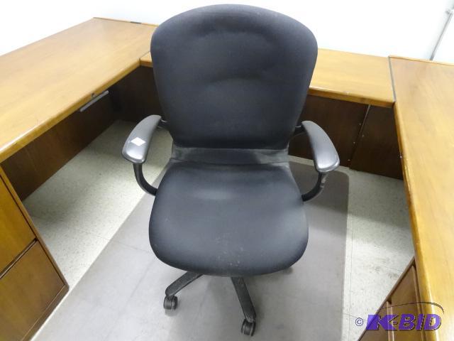 lot 81 image: Office Chair on Wheels...