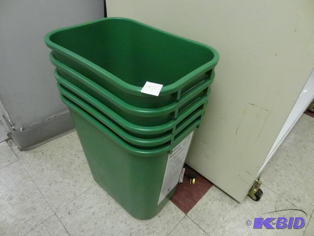 lot 97 image: 5 Plastic Recycling Containers...