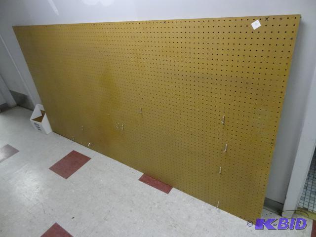 lot 98 image: 4 X 8 Peg Board with Hooks. 1 X 2 Backer So i...