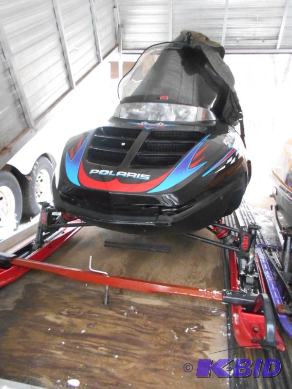 lot 1 image: 1998 Polaris Indy 500. Body SN 3337836 Plate...
