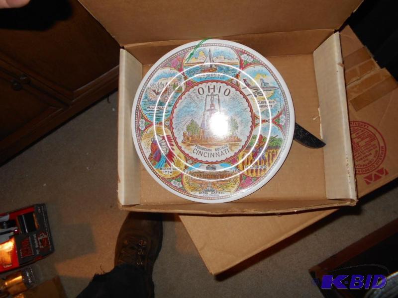 lot 111 image: Ohio Collector plate. Brand new in box...