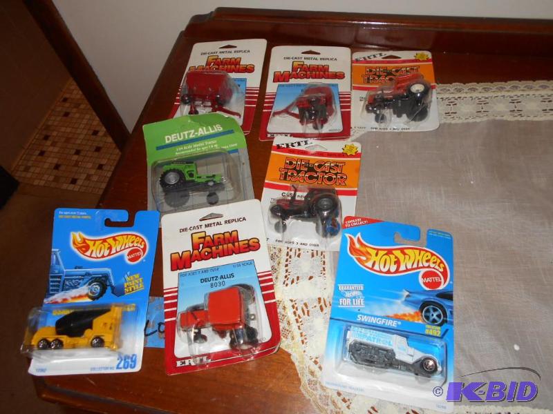 lot 139 image: Miscelaneous toy tractors and two matchbox co...