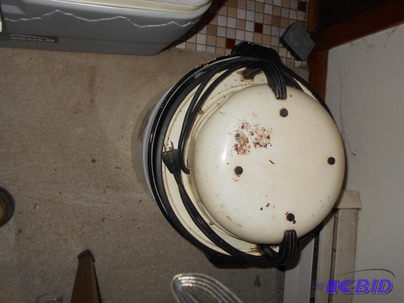 lot 179 image: Antique portable washing machine. Works...