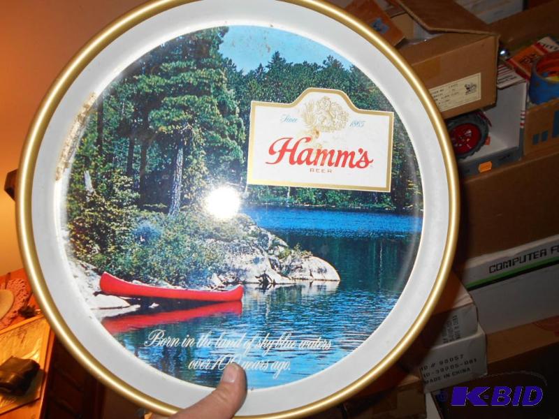 lot 183 image: Hamms drink platter...