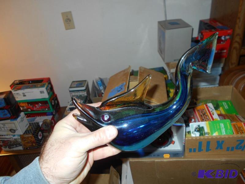 lot 184 image: glass fish...