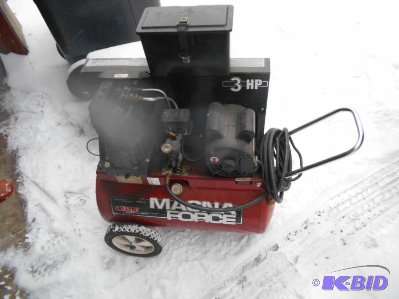 lot 237 image: Sanborn 3hp compressor...