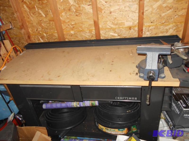 lot 252 image: Craftsman work bench with vise...