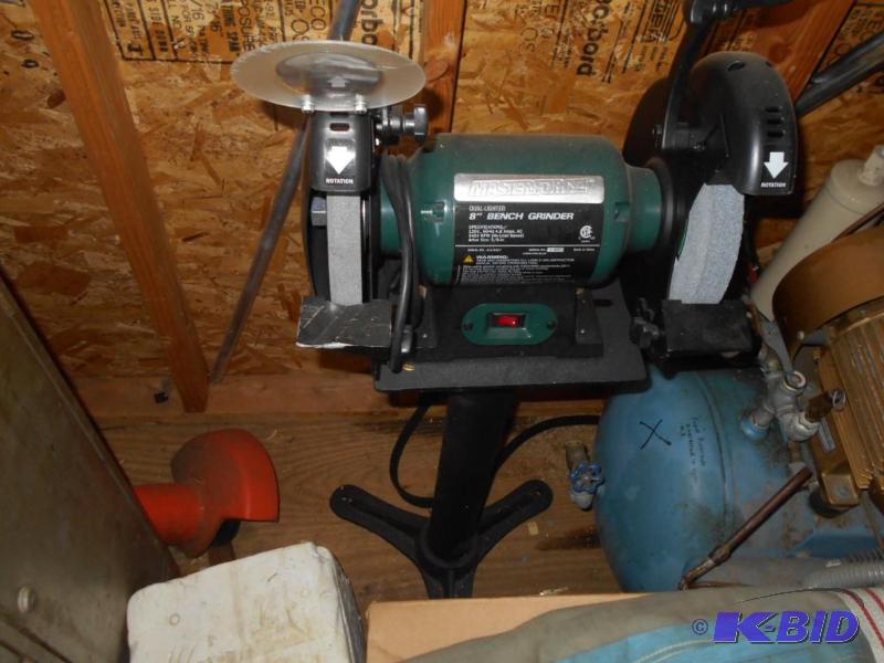 lot 253 image: Craftsman 8 grinder on stand...