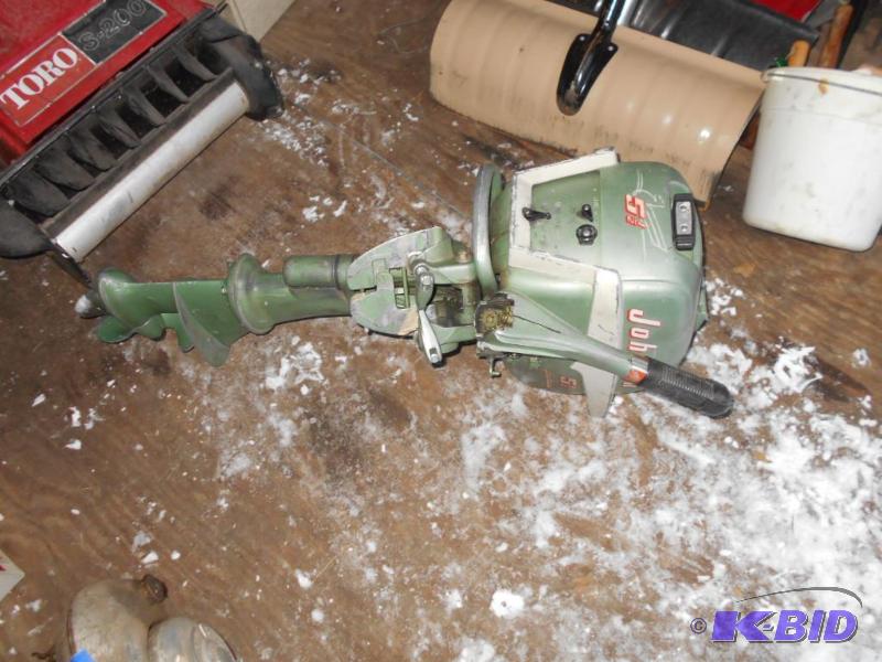 lot 268 image: Johnson Outboard Motor. 5  hp. Does not run....