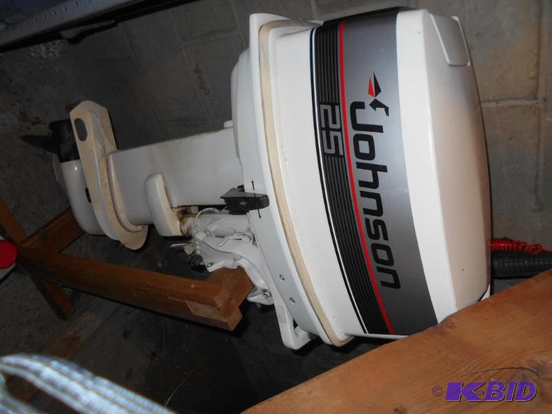 lot 269 image: Johnson Outboard Motor 25hp. Runs. Used only ...
