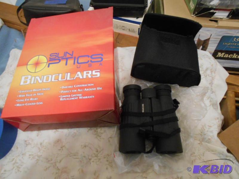 lot 287 image: Sunoptics binoculars. New in box...