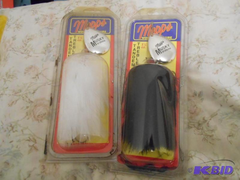 lot 303 image: Musky Lures. Buck tail...