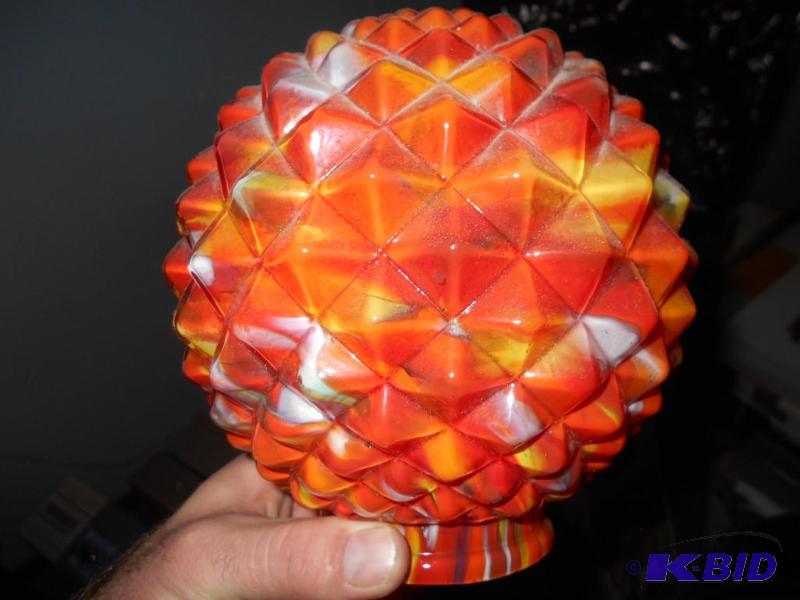 lot 31 image: light globe...