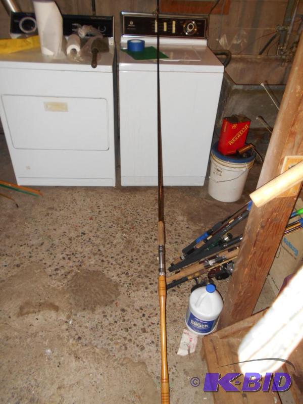 lot 313 image: Used saltwater pole...