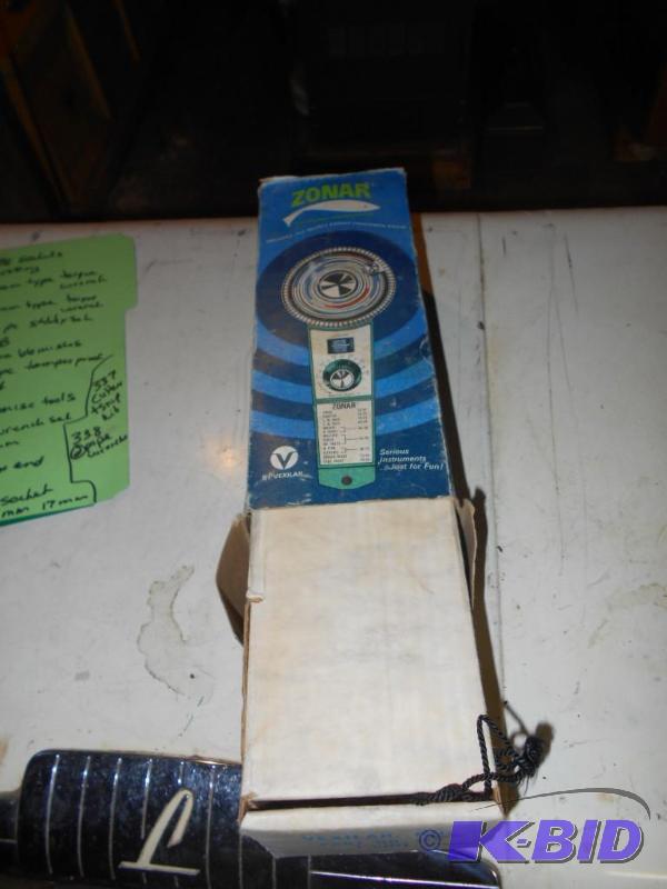 lot 338 image: Vexilar Zonar water temperature gauge...