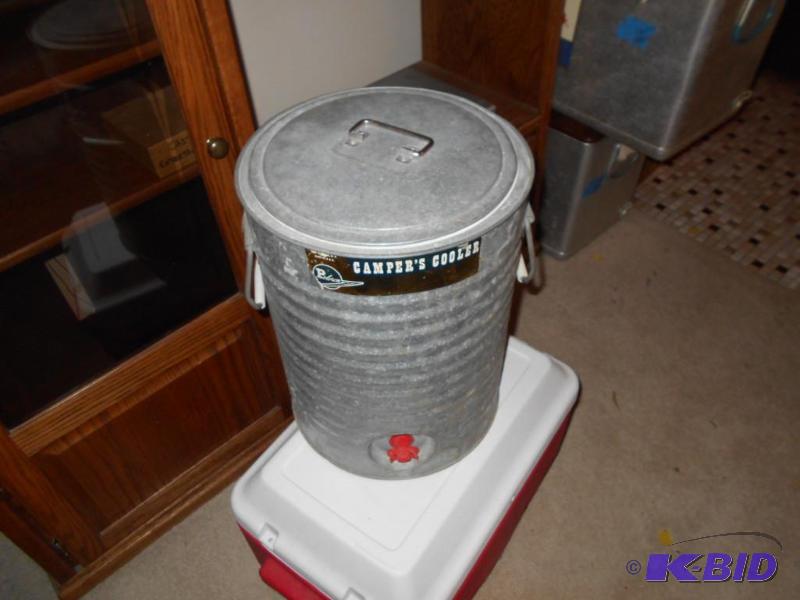 lot 356 image: Water cooler, Metal...