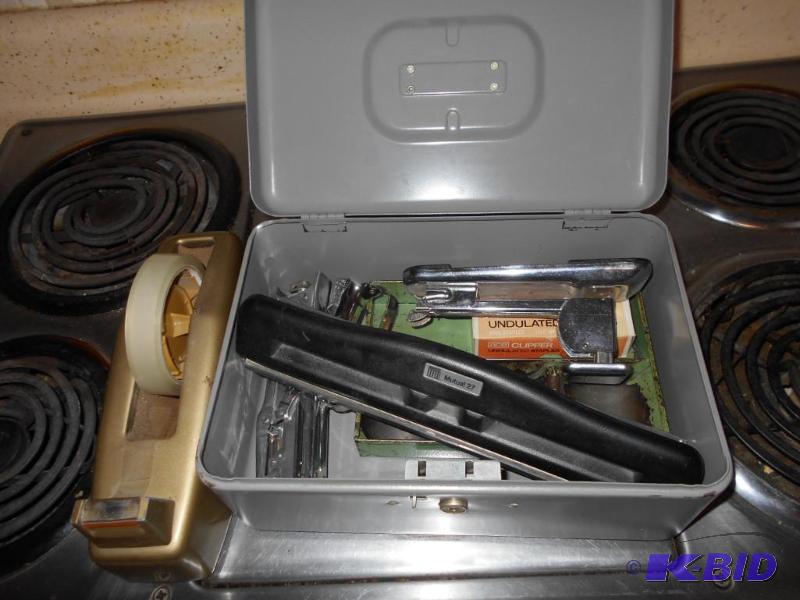 lot 58 image: Cash box and miscellaneous office supplies...