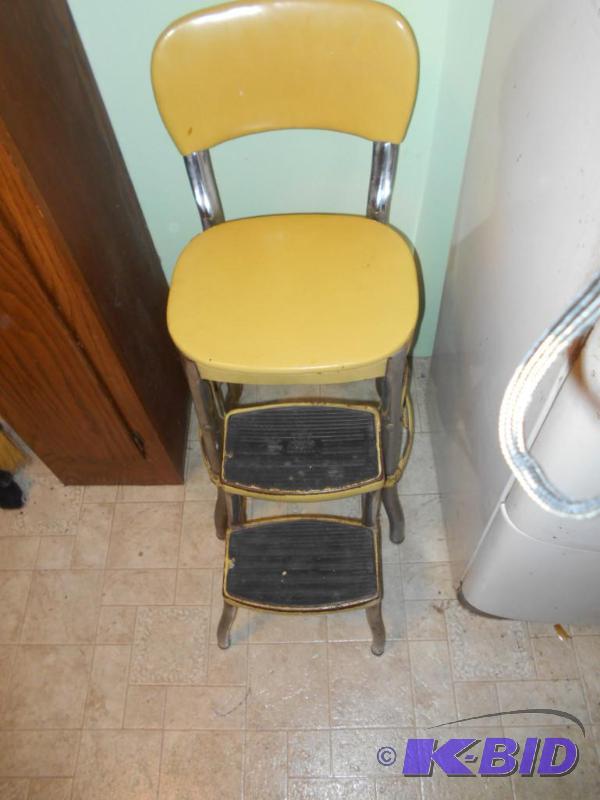 lot 59 image: Yellow step chair...