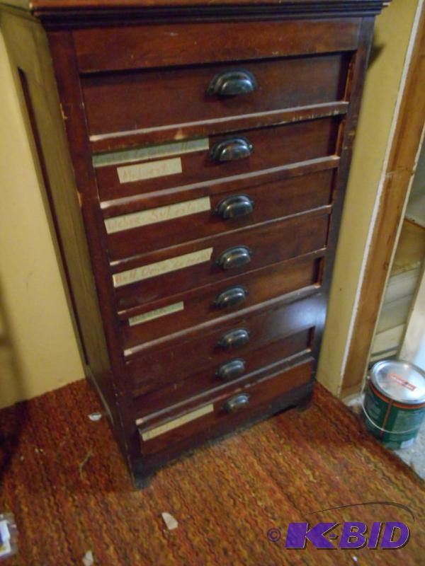 lot 67 image: 8 drawer cabinet-wood...