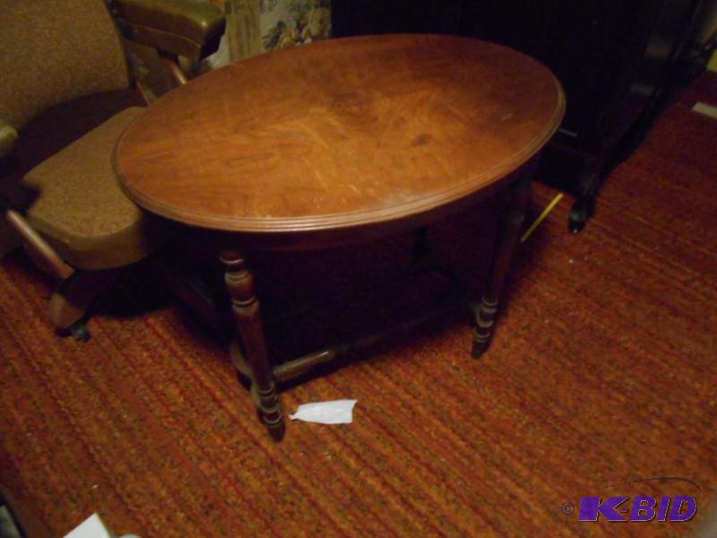 lot 68 image: oval end table...