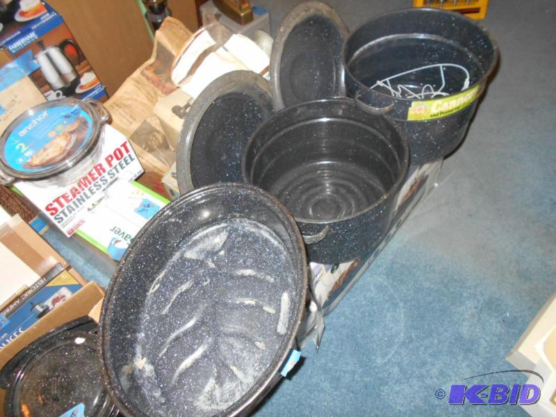 lot 97 image: Enameled canning, cooking, roasting pan...