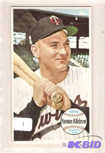 lot 1 image: 1967 Topps Giant Harmon Killebrew Card