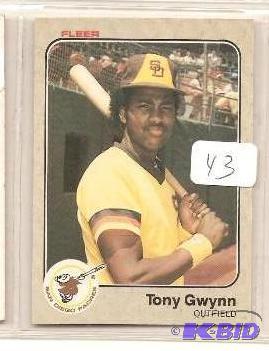 lot 43 image: Tony Gwynn Fleer Rookie