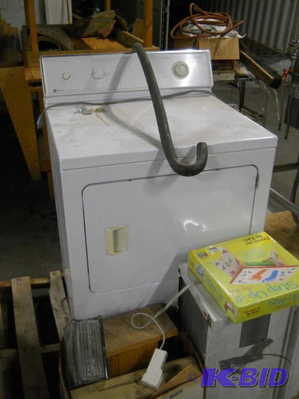lot 135 image: Washing Machine