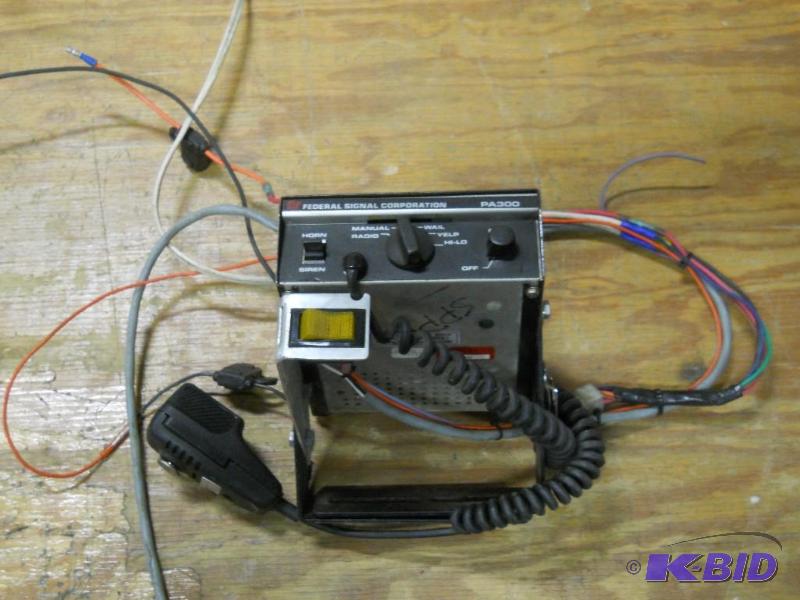 lot 16 image: Federal Signal Corporation PA300 Siren  PA
