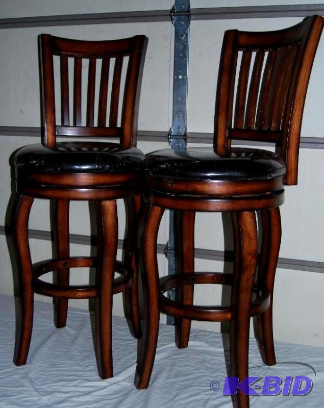lot 22 image: Pair of Castle Creek Swivel Barstools, 29 s...