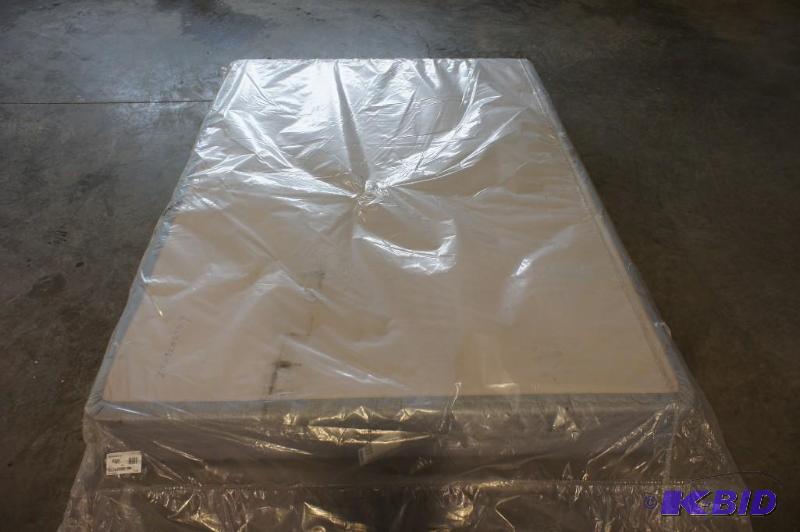 New Serta Queen Box Spring - MSRP $199.99 - D...