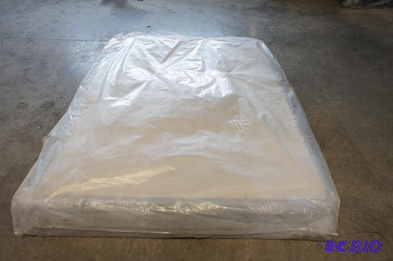 New Serta Queen Box Spring - MSRP $199.99 - D...
