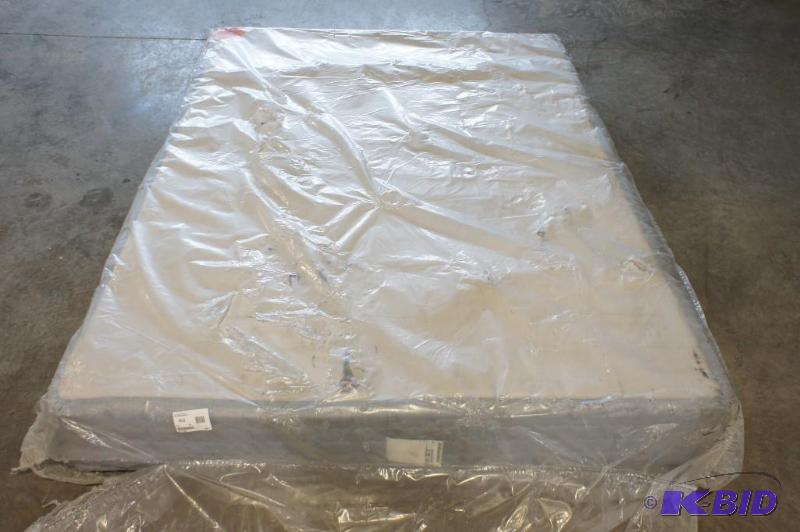 New Serta Queen Box Spring - MSRP $199.99 - S...