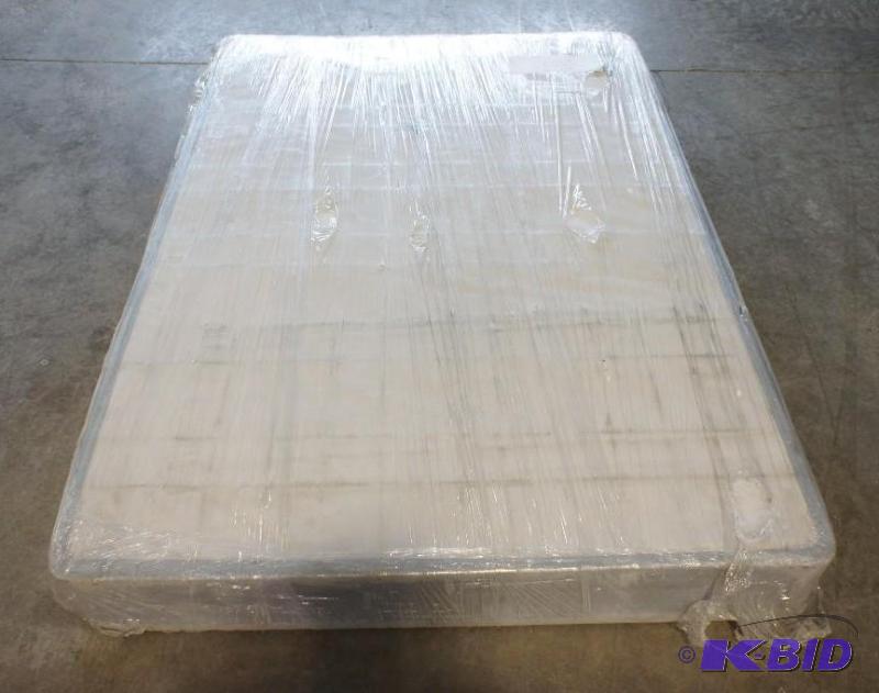 New Serta Full Box Spring - MSRP $159.99 - Di...