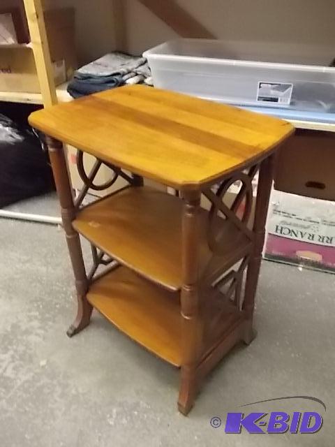 Vintage 3-Tier Side Table 20x14x26...