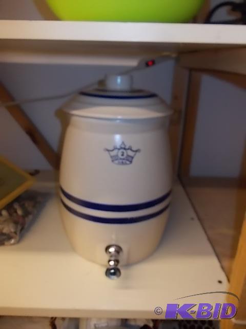 Crown 2-Gallon Crock Dispenser...