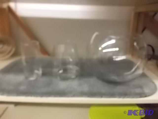 3-Glass Vases, Steel Gray Rug 20x32...