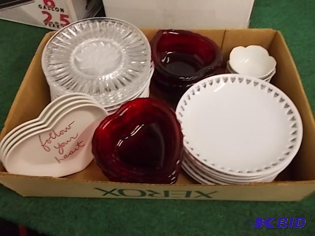 Lot Of Valentine Dishes 16-White Plates With...