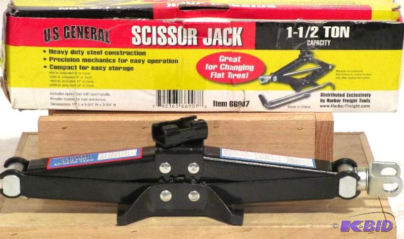 lot 19 image: 1.5 ton Scissor Jack