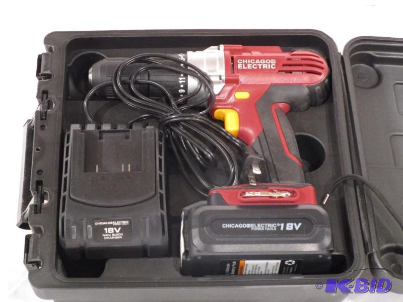 lot 3 image: 18 Volt Drill Driver