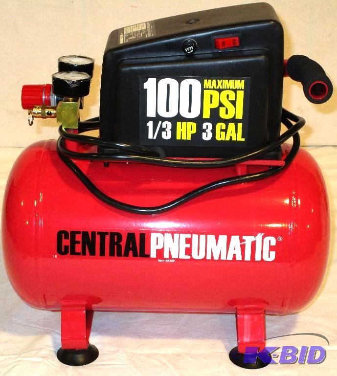 lot 6 image: 3 Gal. Air Compressor