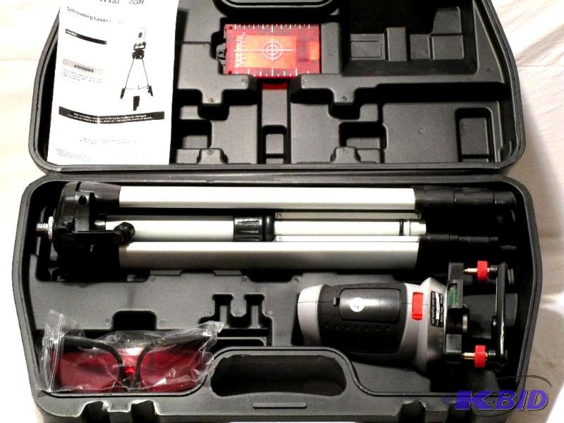 lot 71 image: Self-Leveling Laser Level Kit