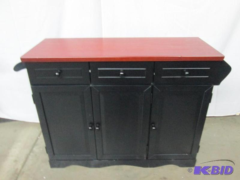 lot 14 image: Sideboard with 3 Cabinets and Drawers