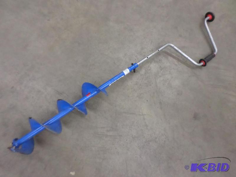 lot 15 image: StrikeMaster 6" Ice Auger...
